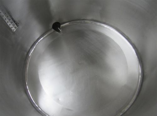 TIPO 2: MARMITA DE 300 LITROS CON AGITADOR 